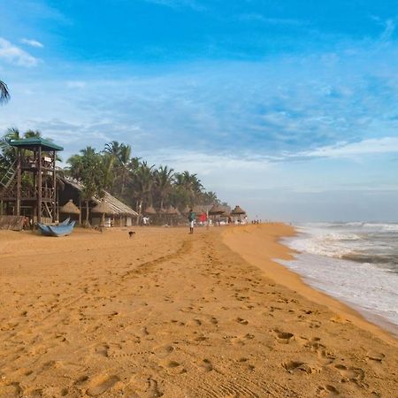 Prestige Court Residencies Hotel Dehiwala-Mount Lavinia Bagian luar foto