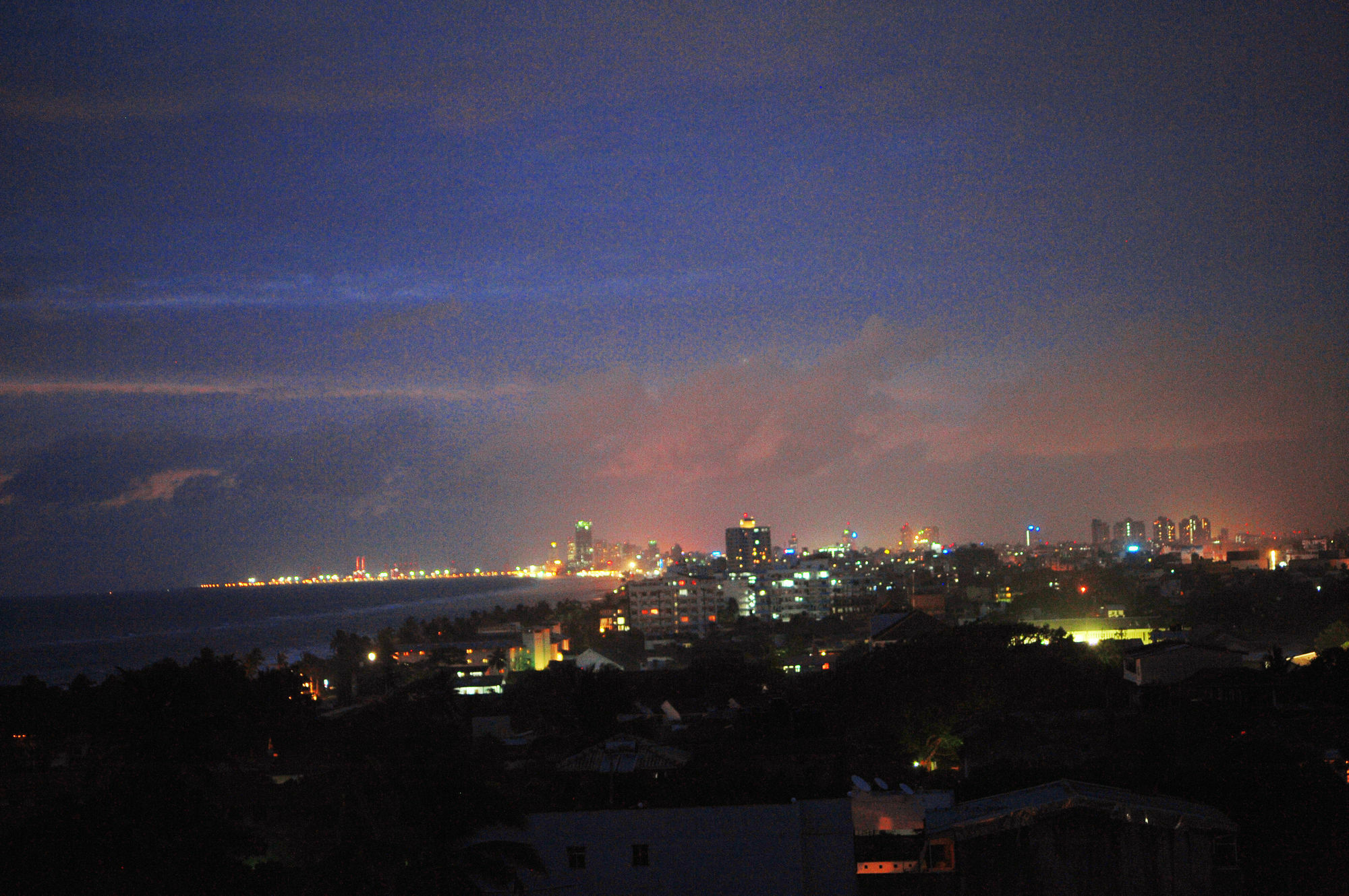 Prestige Court Residencies Hotel Dehiwala-Mount Lavinia Bagian luar foto