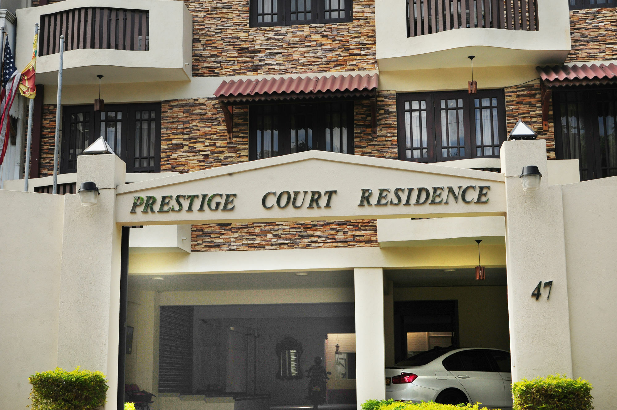 Prestige Court Residencies Hotel Dehiwala-Mount Lavinia Bagian luar foto
