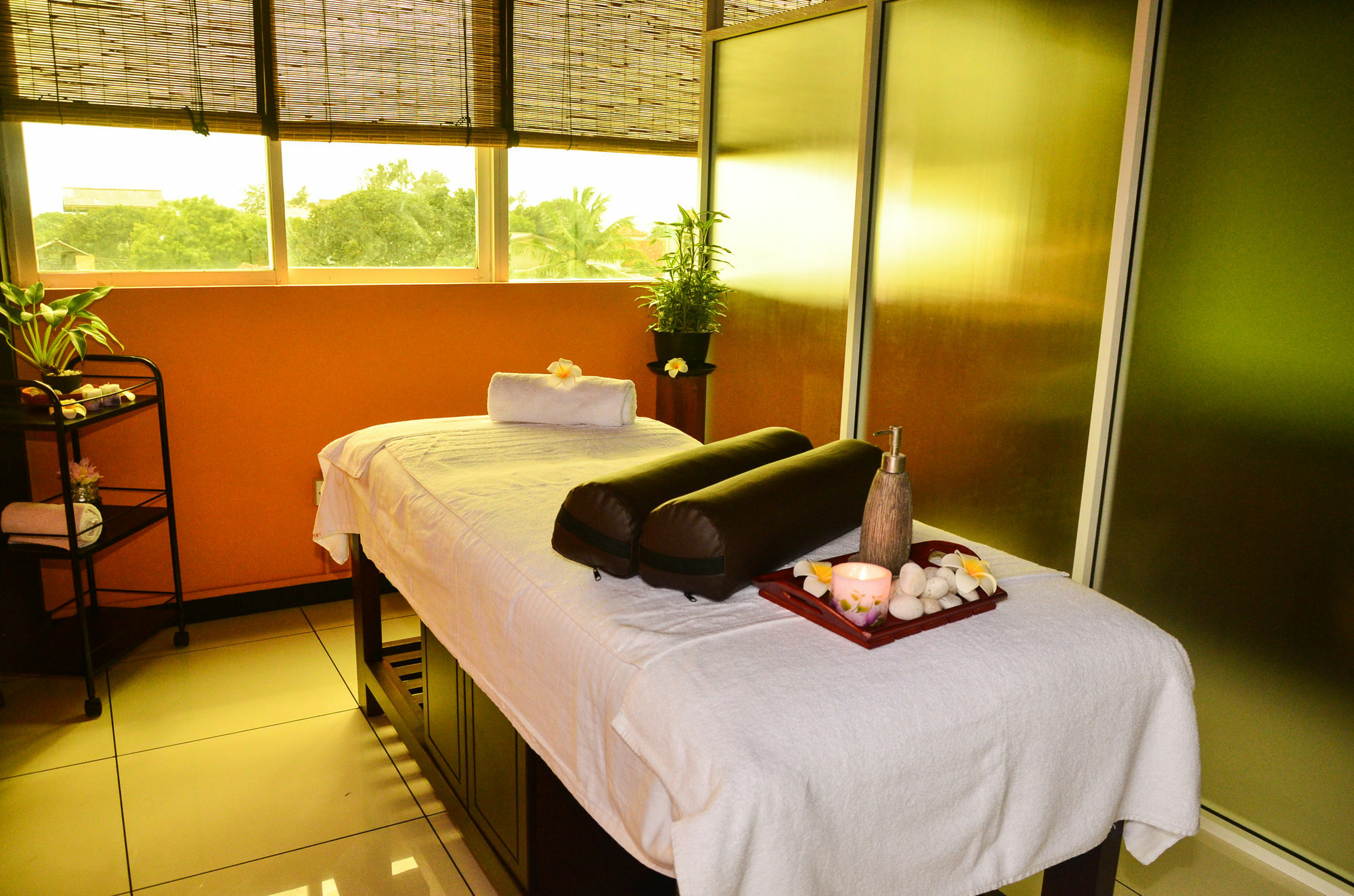 Prestige Court Residencies Hotel Dehiwala-Mount Lavinia Bagian luar foto